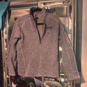 Patagonia women’s  Heathered lavendar Zip-Up